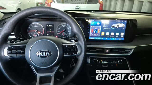 Kia K5 (III) 2.0 Trendy 2021 — фото 17