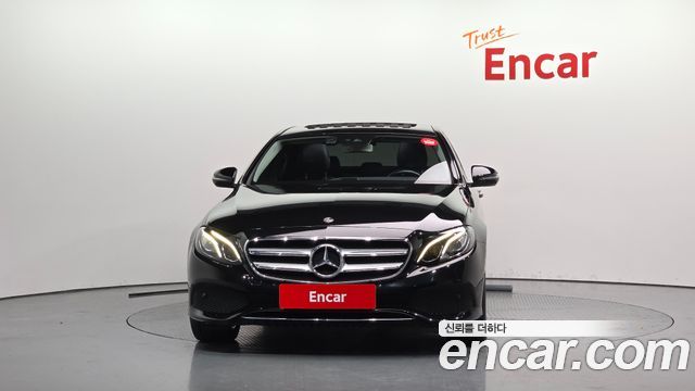 Mercedes-Benz E-Class (W213) E300 Avantgarde 2019 — фото 3