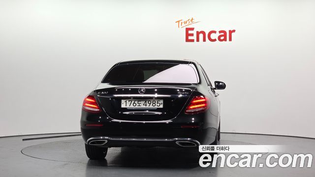 Mercedes-Benz E-Class (W213) E300 Avantgarde 2019 — фото 4