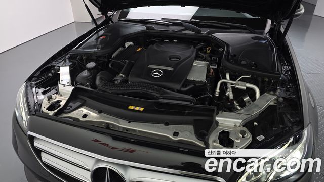 Mercedes-Benz E-Class (W213) E300 Avantgarde 2019 — фото 6