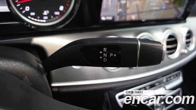 Mercedes-Benz E-Class (W213) E300 Avantgarde 2019 — фото 9