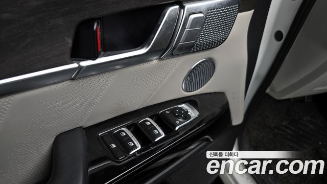 Kia Mohave The Master Diesel 3.0 4WD 6-Seater Masters 2021 — фото 18