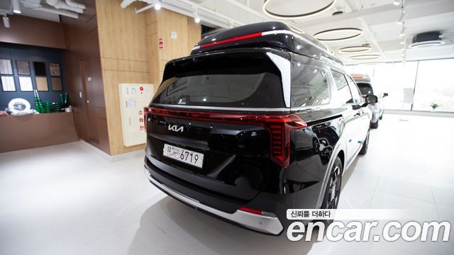 Kia Carnival (IV) Gasoline 9-Seater Hi Limousine (7-seater Limousine(Special vehicle) 2026 — фото 4