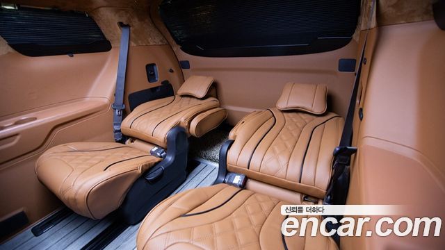 Kia Carnival (IV) Gasoline 9-Seater Hi Limousine (7-seater Limousine(Special vehicle) 2026 — фото 23