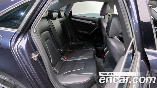 Audi A4 30 TDI B8 2015 — фото 12