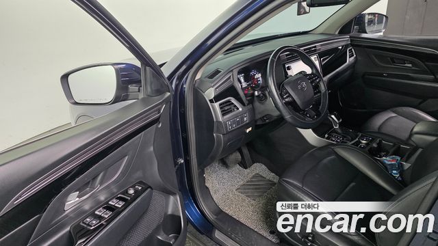 KG Mobility (SsangYong) Beautiful Korando Gasoline 1.5 2WD C7 2023 — фото 11