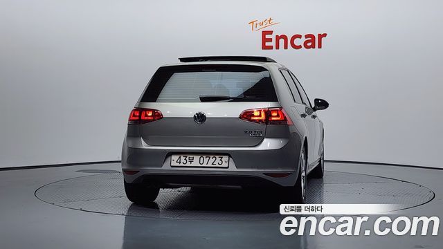 Volkswagen Golf (VII) 2.0 TDI 2016 — фото 4