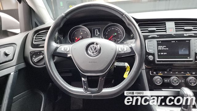 Volkswagen Golf (VII) 2.0 TDI 2016 — фото 13