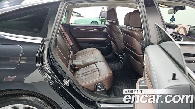 BMW 6 Series GT (G32) 620d Luxury 2023 — фото 16