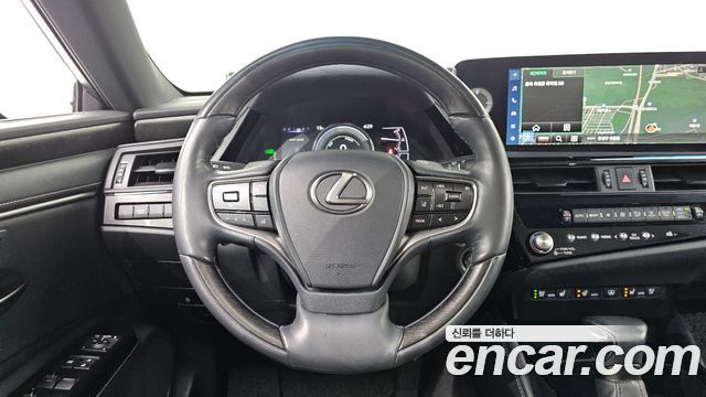 Lexus ES300h (VII) Luxury Plus 2023 — фото 15