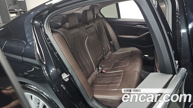 BMW 5 Series (G30) 523d xDrive Luxury 2021 — фото 11