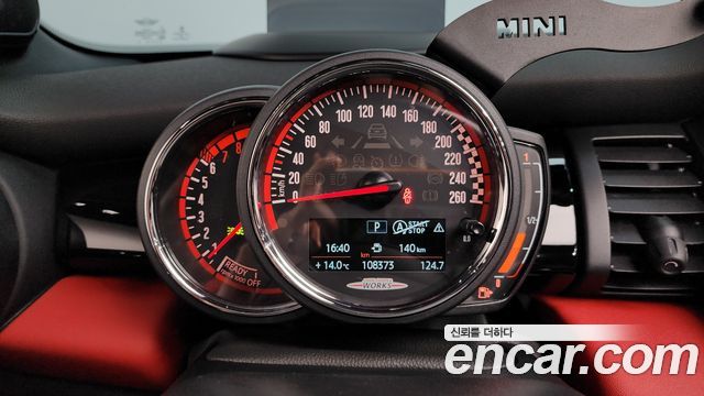 MINI Cooper S Convertible JCW 3rd 2020 — фото 8