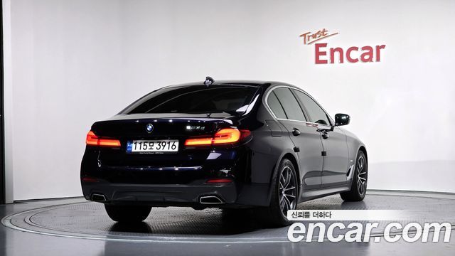 BMW 5 Series (G30) 523d M Sport 2021 — фото 2
