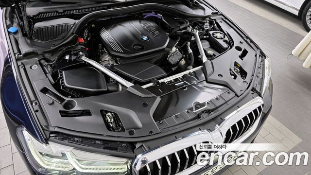 BMW 5 Series (G30) 523d M Sport 2021 — фото 6