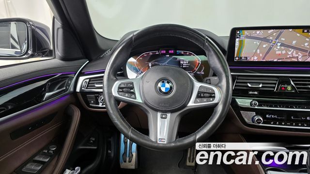 BMW 5 Series (G30) 523d M Sport 2021 — фото 17