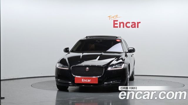 Jaguar XF (X260) 20d Portfolio AWD 2019 — фото 3