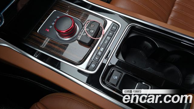 Jaguar XF (X260) 20d Portfolio AWD 2019 — фото 9