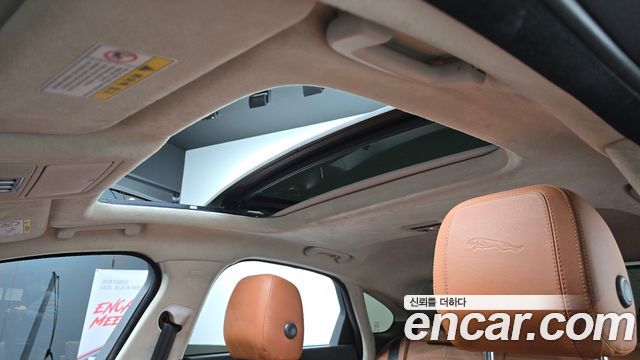 Jaguar XF (X260) 20d Portfolio AWD 2019 — фото 18
