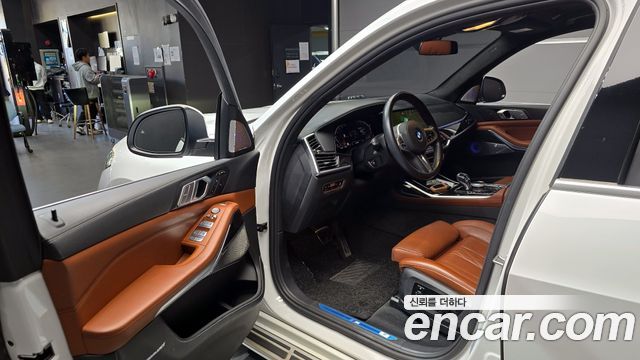 BMW X7 (G07) xDrive 40i M Sport 6STR 2022 — фото 11