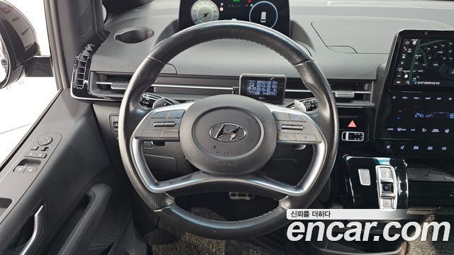 Hyundai Staria 4WD Lounge 9-Seater Inspiration 2022 — фото 13