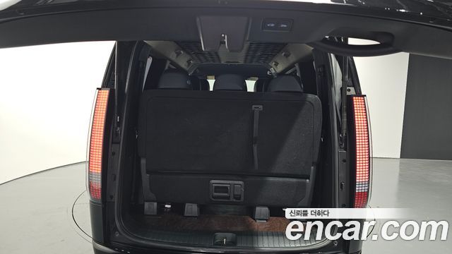 Hyundai Staria 4WD Lounge 9-Seater Inspiration 2022 — фото 20
