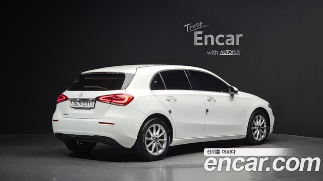 Mercedes-Benz A-Class (W177) A220 Hatchback 2020 — фото 2