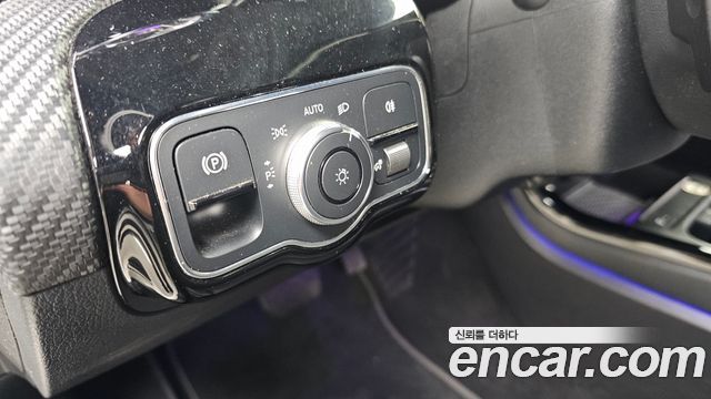 Mercedes-Benz A-Class (W177) A220 Hatchback 2020 — фото 15