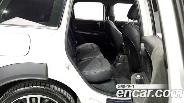 MINI Cooper S Countryman JCW 2nd 2024 — фото 12