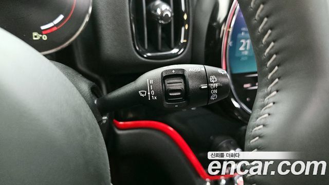 MINI Cooper S Countryman JCW 2nd 2024 — фото 18
