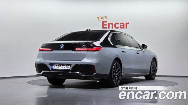 BMW 7 Series (G70) 740i xDrive M Sport Limited 2024 — фото 2