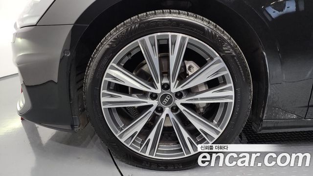 Audi A6 (C8) 45 TFSI Quattro Premium 2023 — фото 5