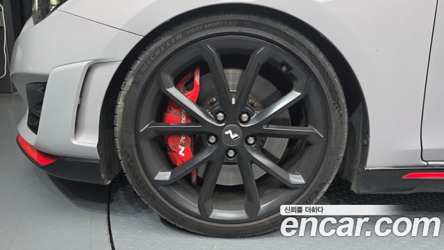 Hyundai Veloster (JS) 2.0 N 2021 — фото 5