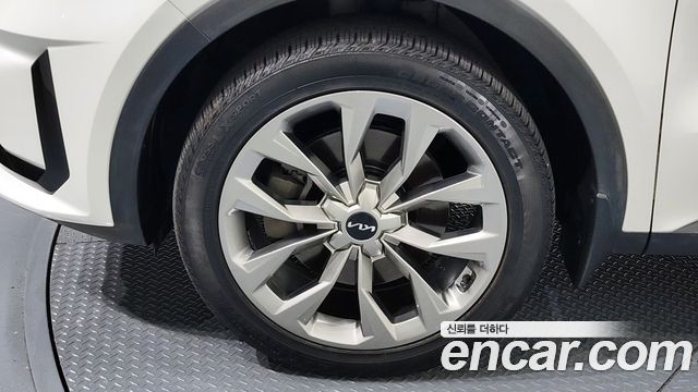 Kia Sorento (IV) Gasoline 2.5T 2WD Trendy 2023 — фото 5