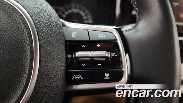 Kia Sorento (IV) Gasoline 2.5T 2WD Trendy 2023 — фото 13