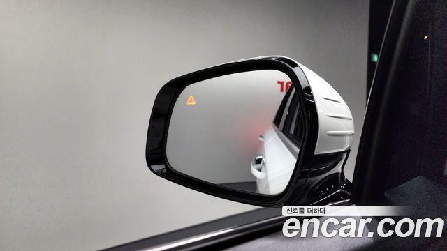 Kia Sorento (IV) Gasoline 2.5T 2WD Trendy 2023 — фото 18