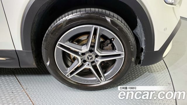 Mercedes-Benz GLB-Class (X247) GLB250 4MATIC 2021 — фото 5