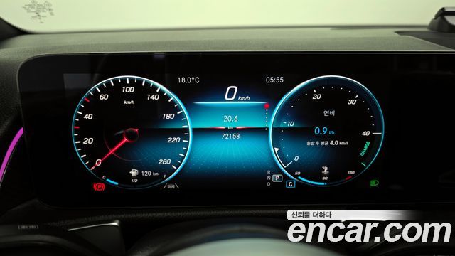 Mercedes-Benz GLB-Class (X247) GLB250 4MATIC 2021 — фото 8