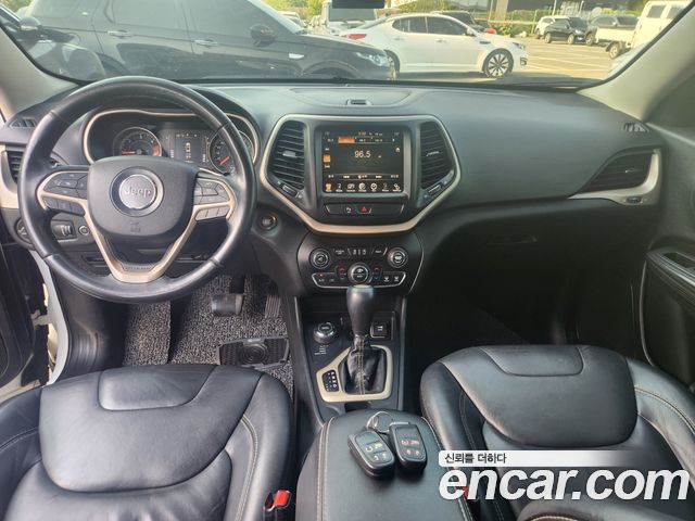Jeep Cherokee (KL) 2.0 Diesel Longitude AWD 2015 — фото 8