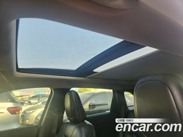 Jeep Cherokee (KL) 2.0 Diesel Longitude AWD 2015 — фото 19