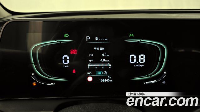 Kia Sportage (V) Diesel 2.0 2WD Prestige 2022 — фото 8