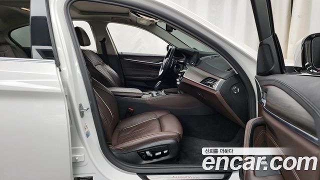BMW 5 Series (G30) 530i xDrive Luxury Plus 2020 — фото 11