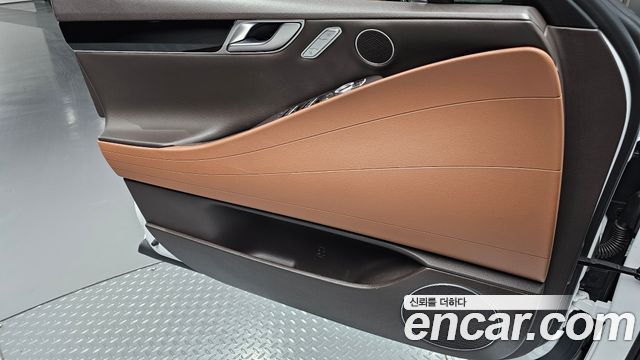 Genesis G80 (RG3) Gasoline 3.5 Turbo AWD 2023 — фото 18