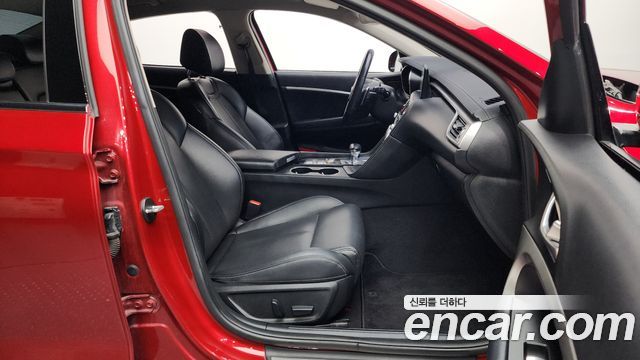 Genesis G70 Gasoline 2.0T 4WD 2022 — фото 11