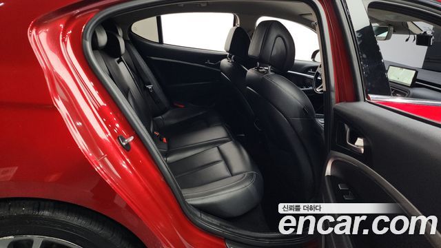Genesis G70 Gasoline 2.0T 4WD 2022 — фото 12