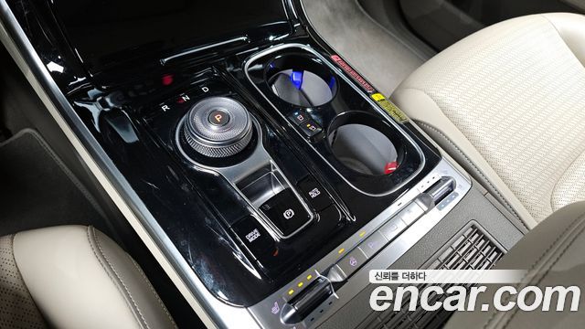 Kia Carnival (IV) Diesel 7-Seater Hi-Limousine Signature 2023 — фото 9