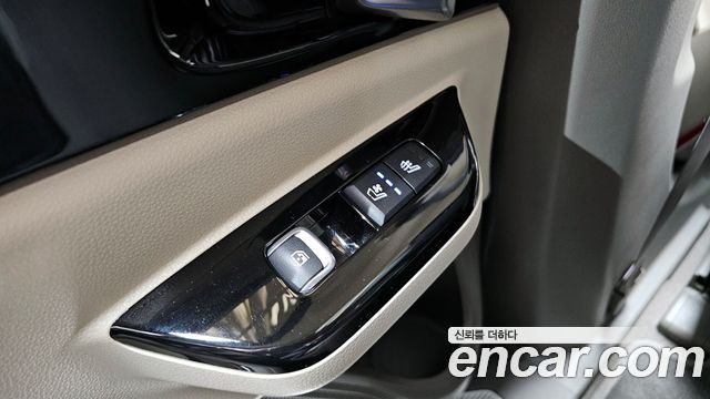 Kia Carnival (IV) Diesel 7-Seater Hi-Limousine Signature 2023 — фото 19