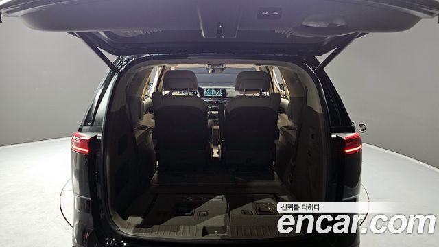 Kia Carnival (IV) Diesel 7-Seater Hi-Limousine Signature 2023 — фото 20