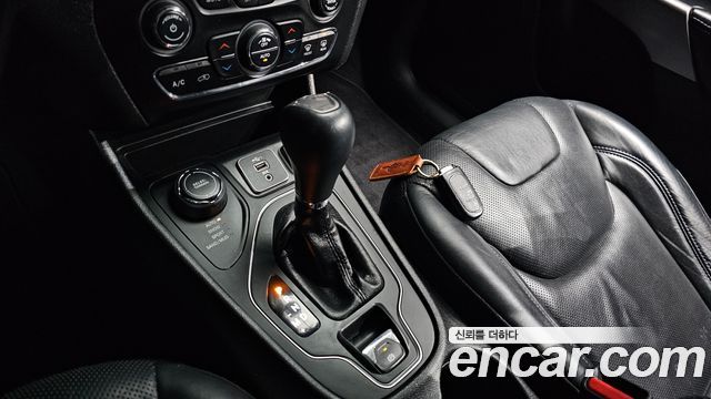 Jeep Cherokee (KL) 2.4 Longitude High AWD 2019 — фото 9
