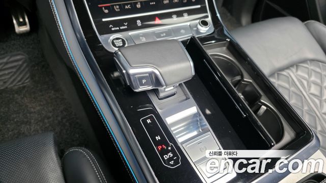 Audi Q8 (4M) 55 TFSI Quattro Premium 2021 — фото 9