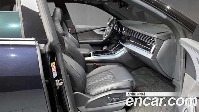 Audi Q8 (4M) 55 TFSI Quattro Premium 2021 — фото 11